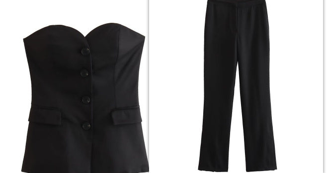 Ensemble élégant à détails pliés et fente latérale