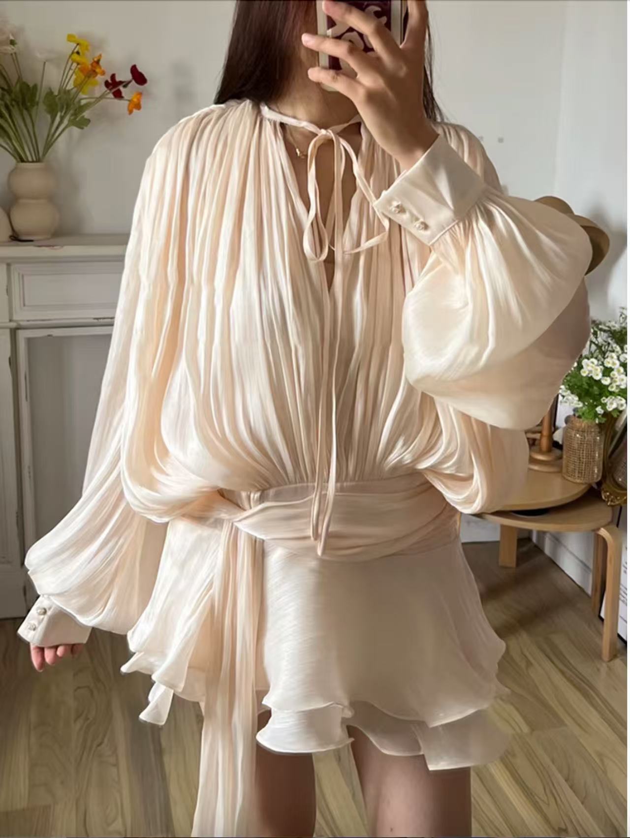 Robe Style Français Cintrée à Ourlet Structuré