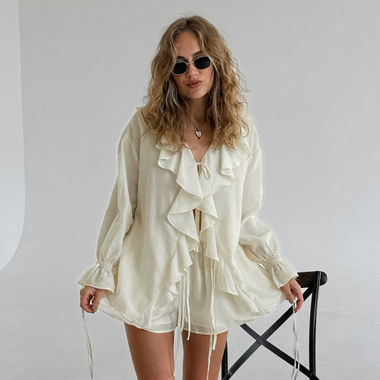 Blouse à col V et short ample – Confort & élégance estivale